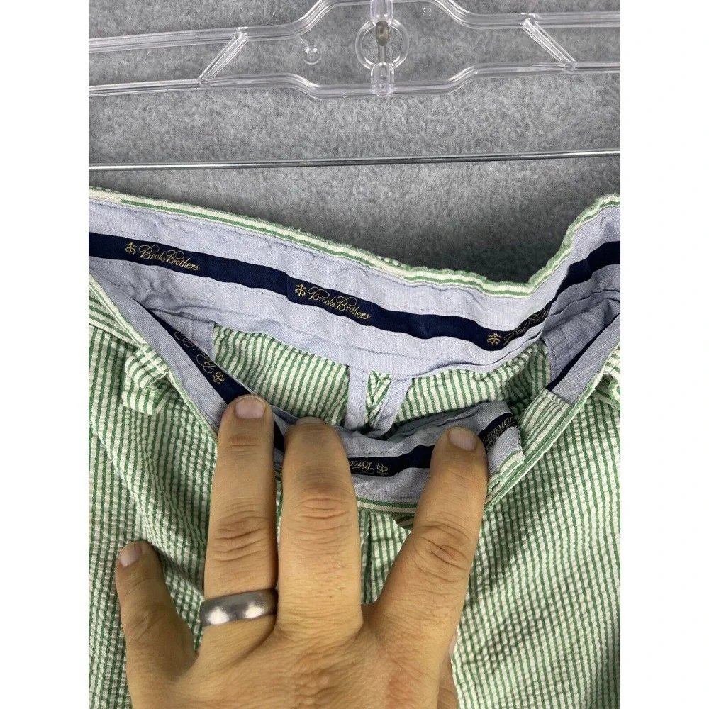 Brooks Brothers Shorts Mens 38 (Measures 36) Green Striped Beach Seersucker‎
